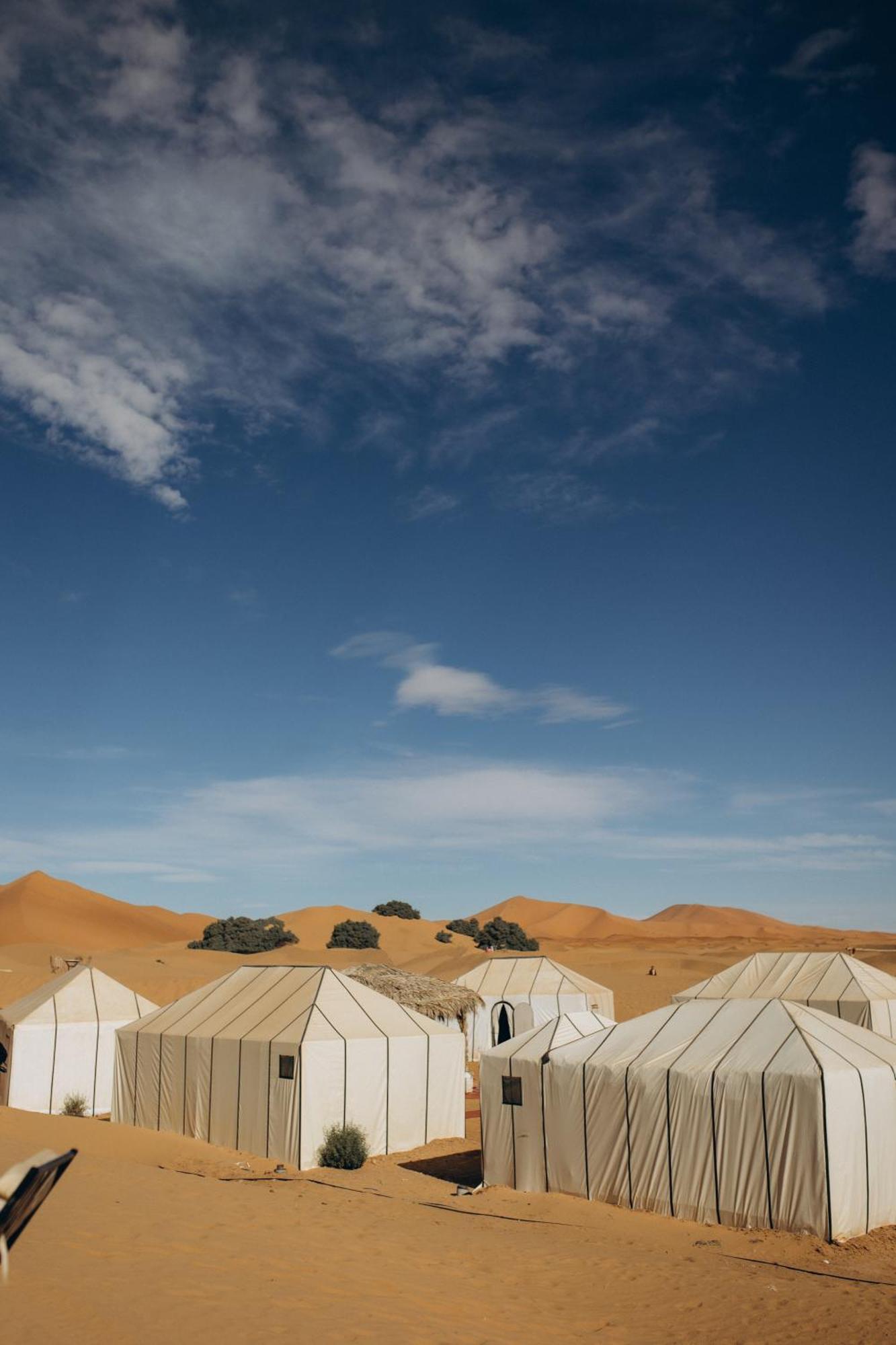 Desert Paradise Luxury Camp Merzouga Buitenkant foto